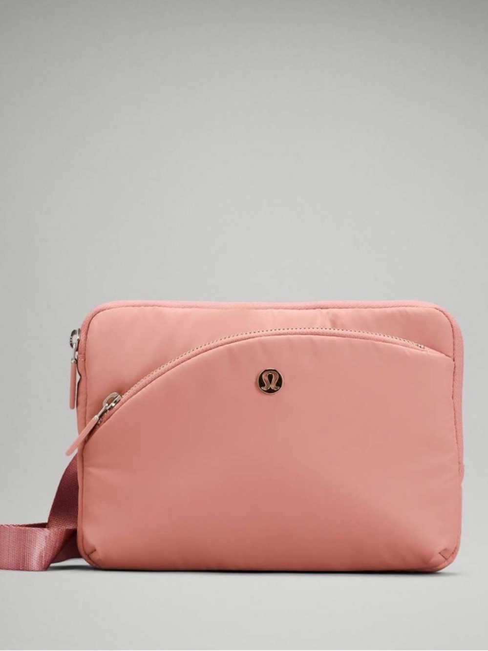 lululemon athletica Curved Line Crossbody Bag - Adjustable Strap - Picture 1 of 10
